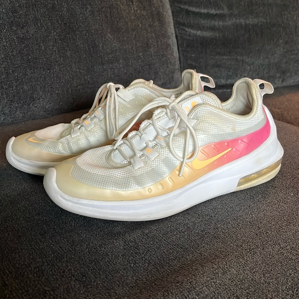 Nike air max shoes